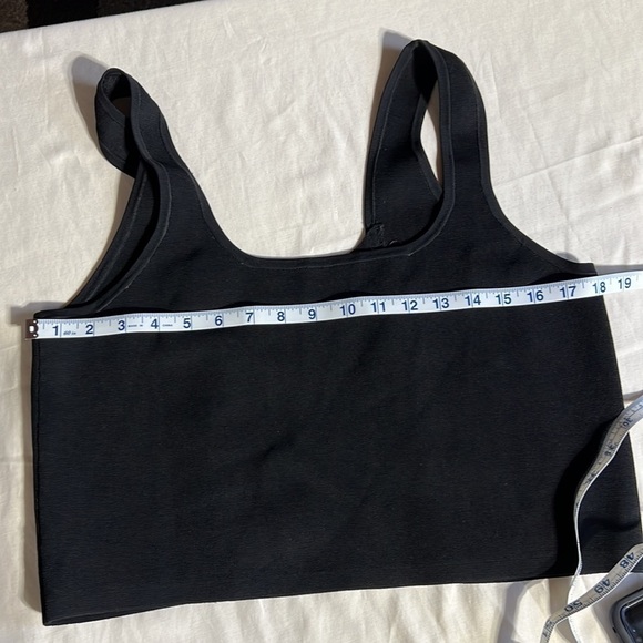 Express body contour top. Black. Size XL. NWT. - Picture 5 of 5